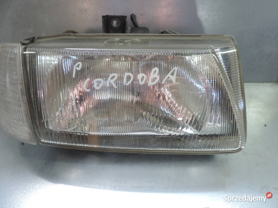 LAMPA PRAWA PRZEDNIA SEAT CORDOBA 1 Nowy Sącz sprzedam