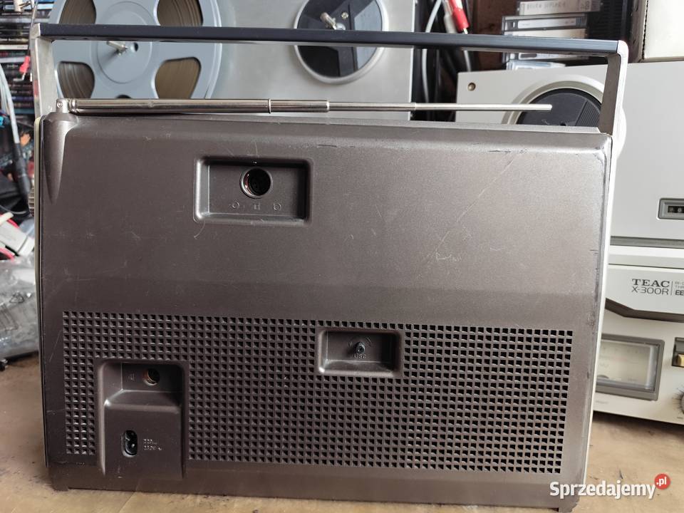 radiomagnetofon Grundig RR400