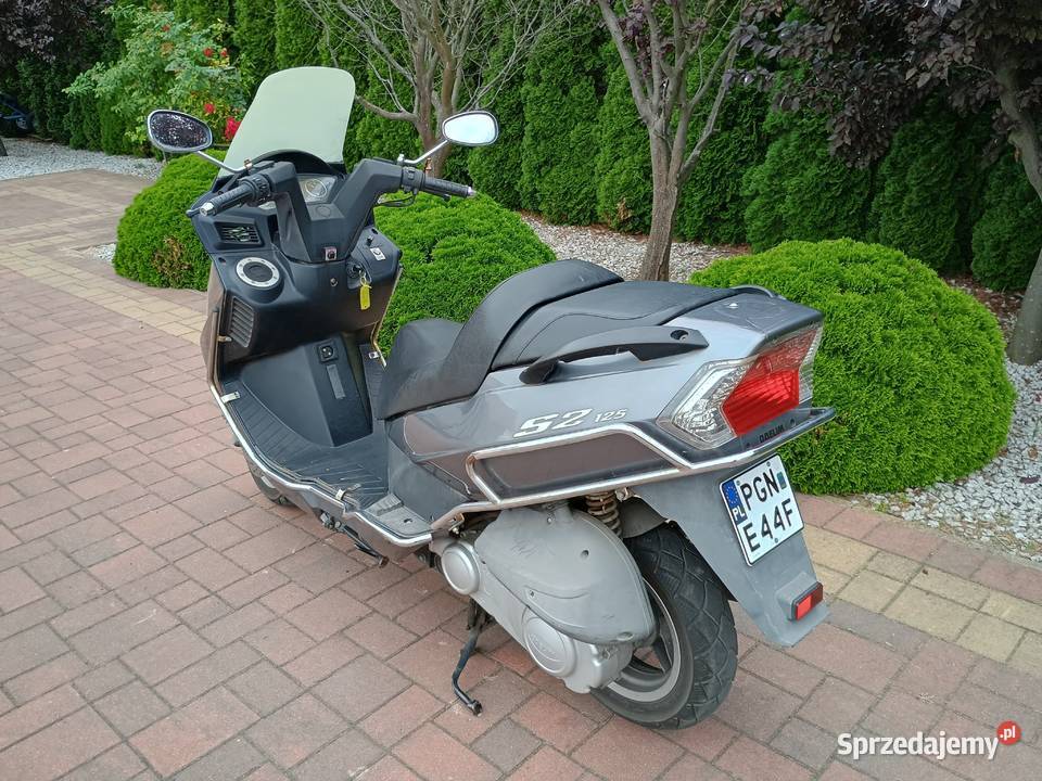 Skuter Piaggio XEvo 125 15 2007r 13000 MAŁY Witkowo