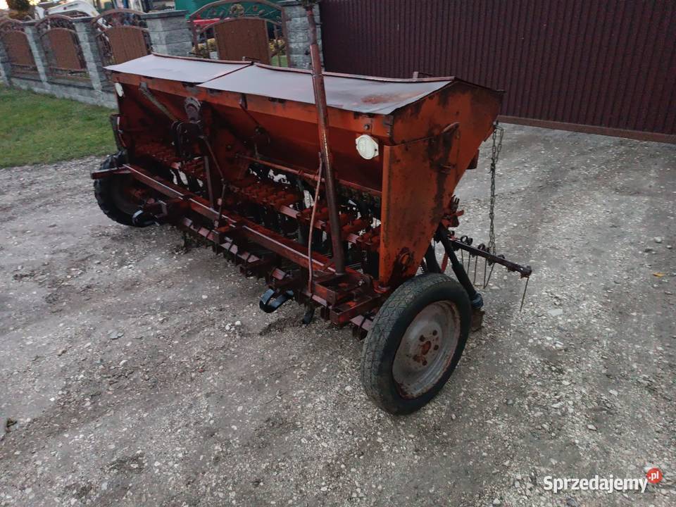 Siewnik zbożowy poznaniak 3m Busko-Zdrój