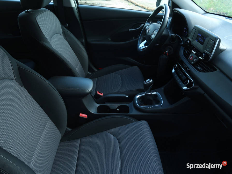 Hyundai i30 15 DPI światła do jazdy dziennej