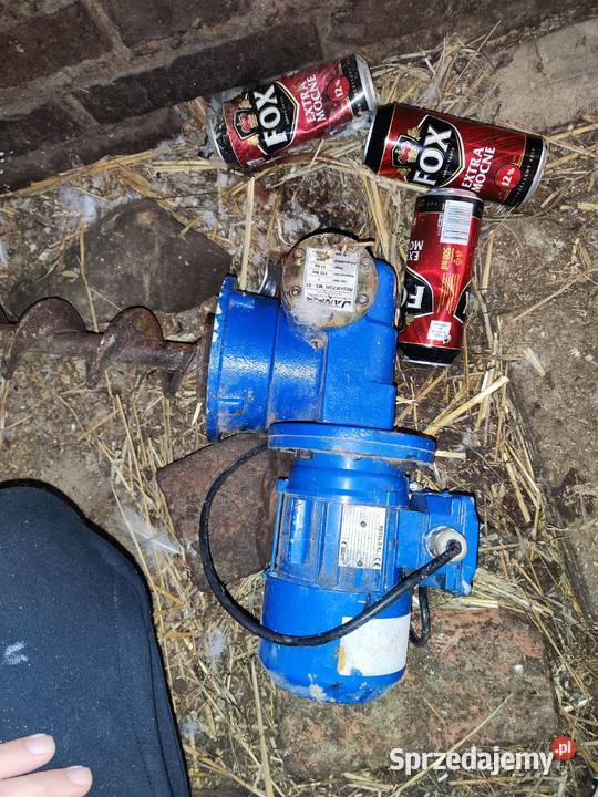 Kosz zbiornik do pieca z podajnikiem