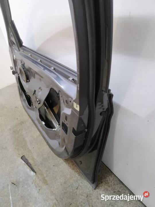 DRZWI PRAWE PRZÓD B39 Bmw Seria 3 VI 2011 2018 Rok produkcji 2017 świętokrzyskie
