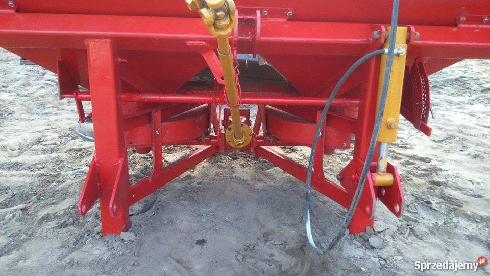 Rozsiewacz Lely Industries 1200 L Rozsiewacze nawozów