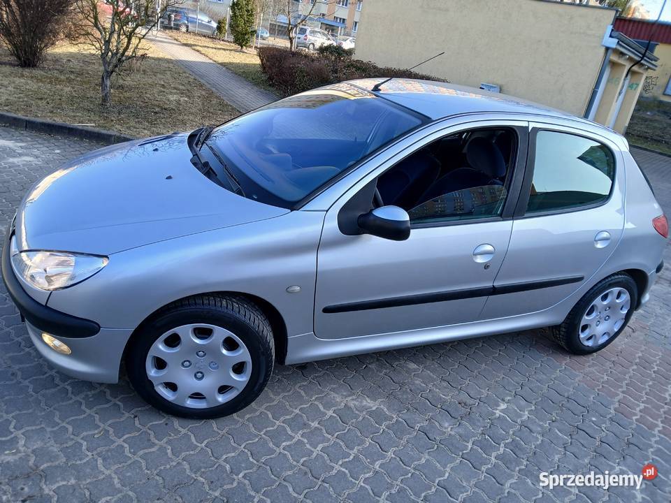Peugeot 206 20032004 lift 11benz klima bez sprowadzony