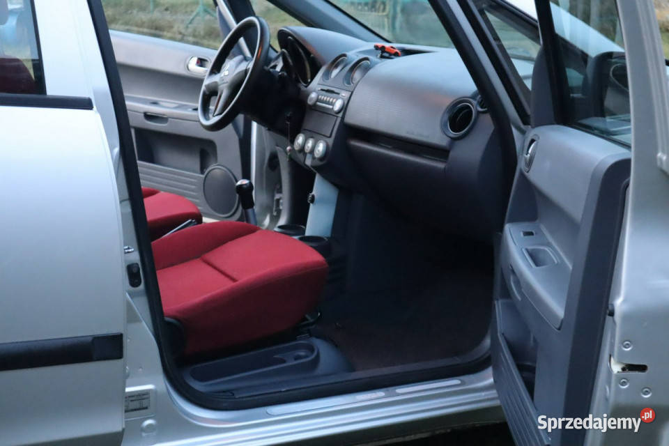 Mitsubishi Colt 2005r 11 Benzyna Tanio Długie Zarejestrowany w Polsce