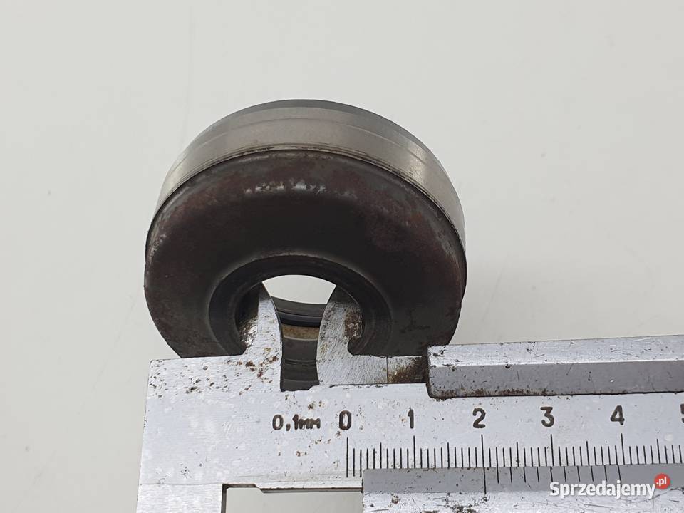 TULEJKA FLANSZA DYSTANS TGB BLADE 550 IRS łódzkie Janowice sprzedam