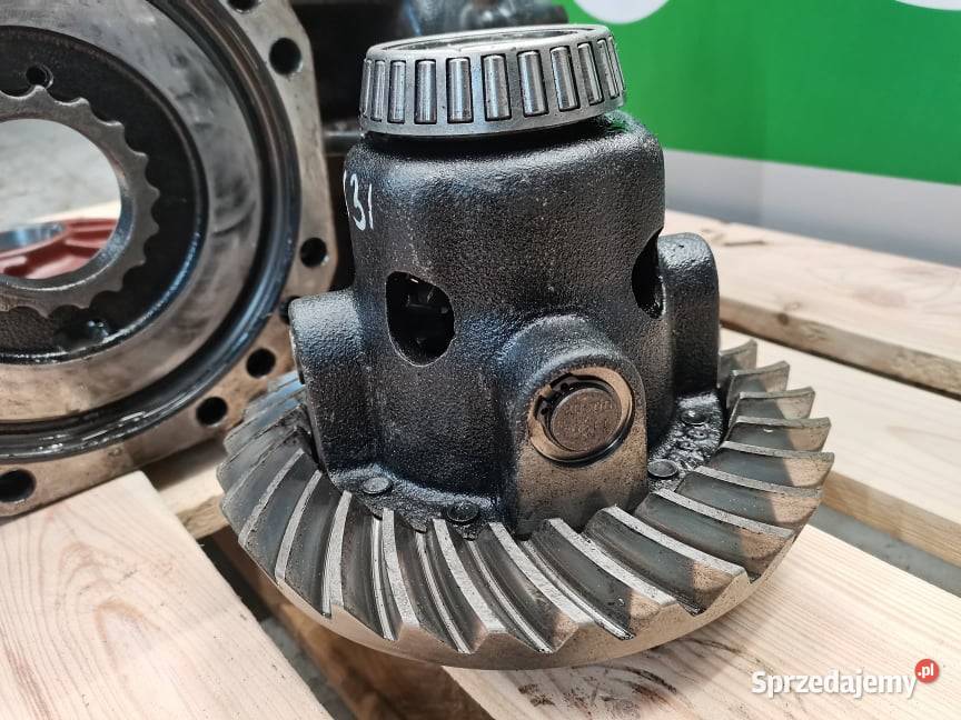 Holland LM 445 Środek mostu 11X31 Spicer przód wielkopolskie Wilkowo