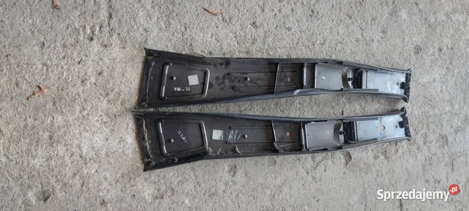 Poszycie słupka mercedes 190 sprzedam