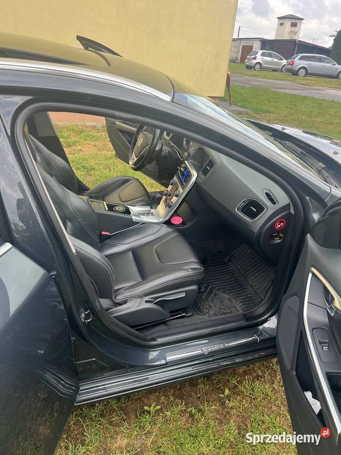Volvo v60 RDesign