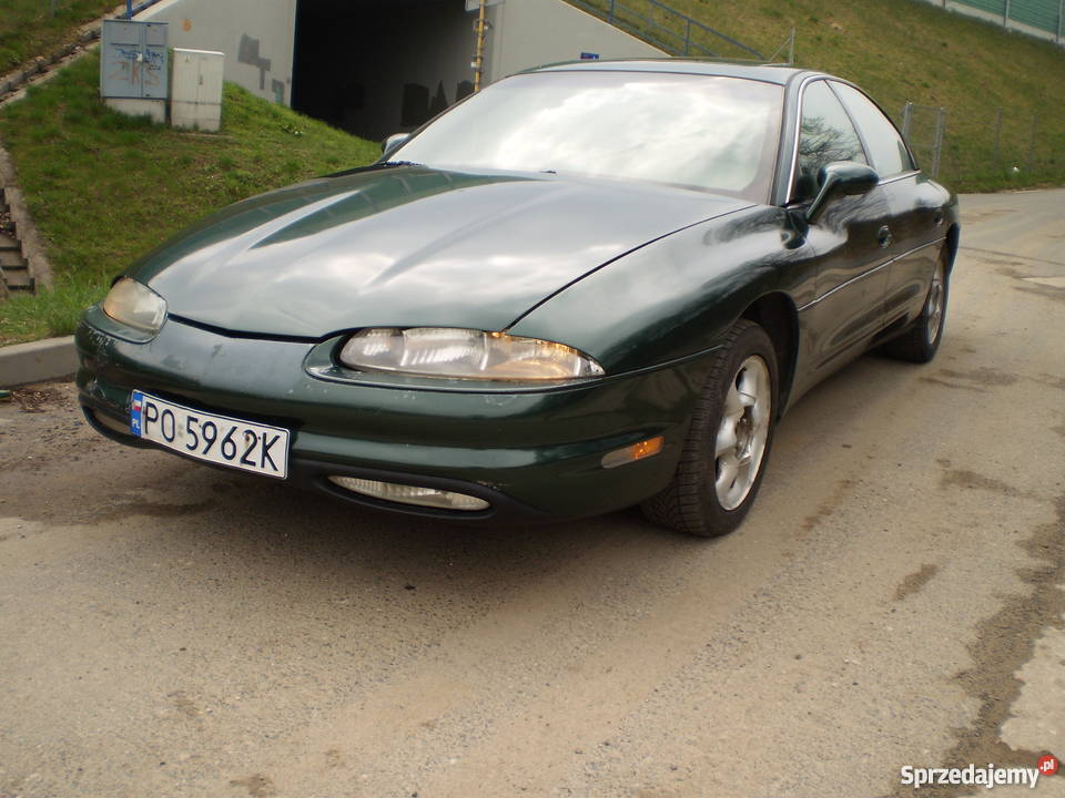 Oldsmobile aurora v8