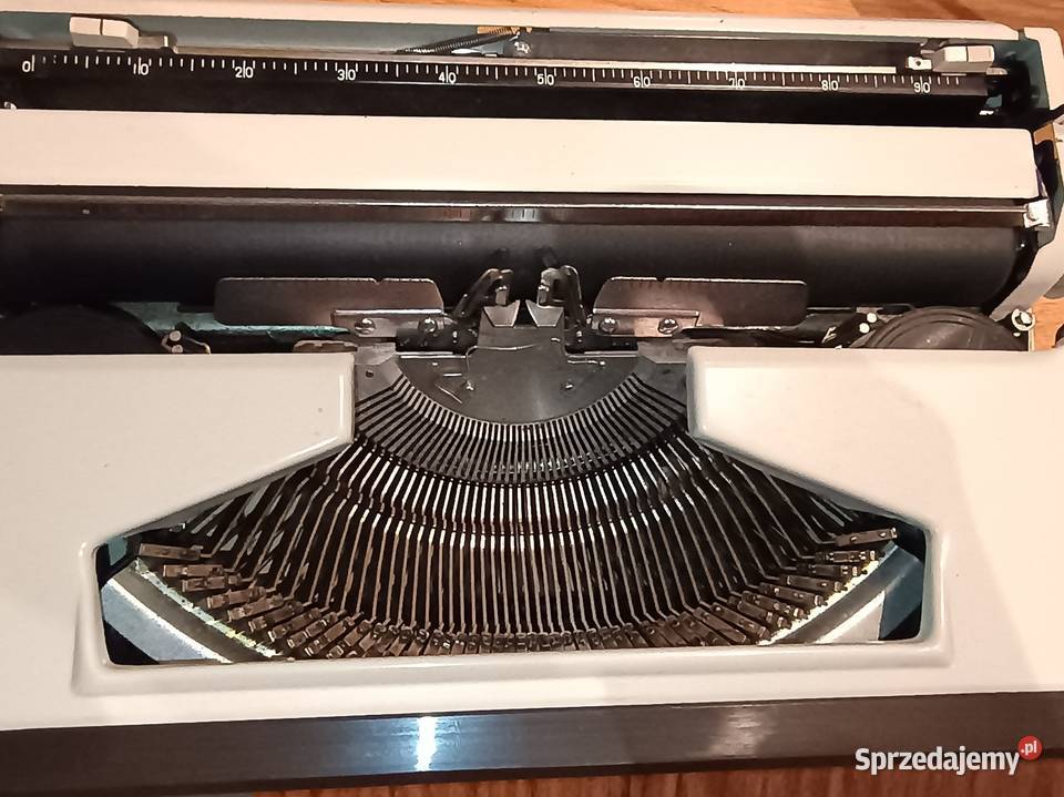 SPRZEDAM MASZYNA DO PISANIA BROTHER DELUXE 1350 Antykwariat Międzychód