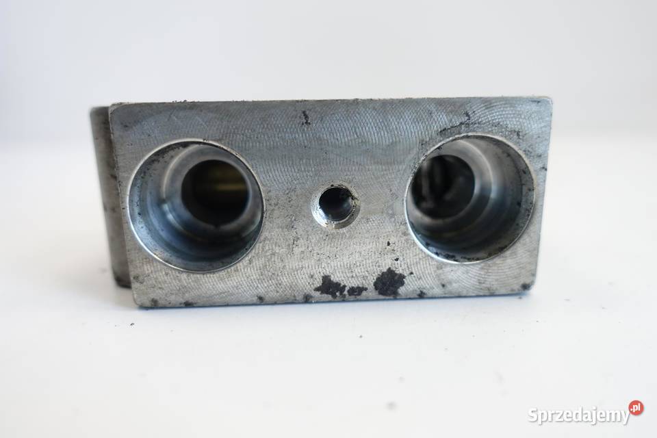 BMW F10 535 30 i TERMOSTAT OLEJU 7592723 Rudka