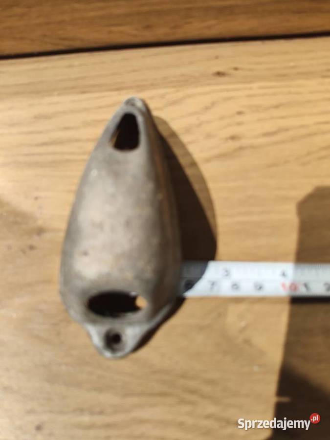 Część tylnej lampy jakiegoś jednośladu Wołomin