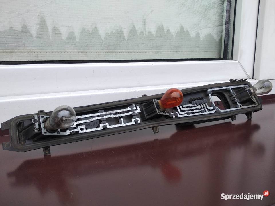 Ford Fiesta MK5 V 3d wkład oprawka lampy tył Sieradz sprzedam