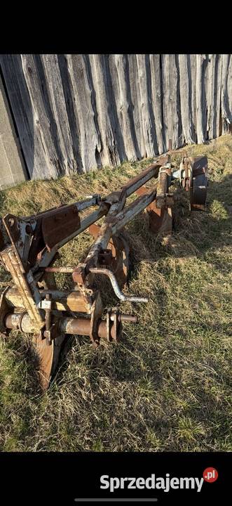 Sprzedam pługi 3 skibowe nieuszkodzony Ciechanowiec