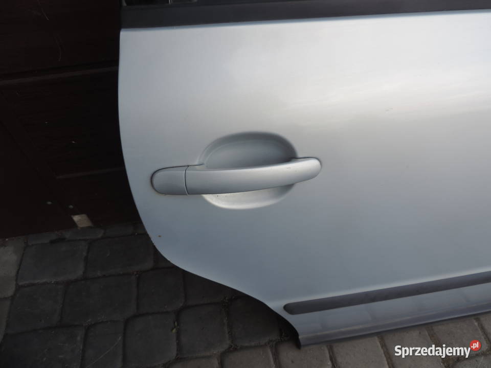 VW PASSAT B5 SEDAN DRZWI PRAWY TYŁ LB7Z Nowy Sącz