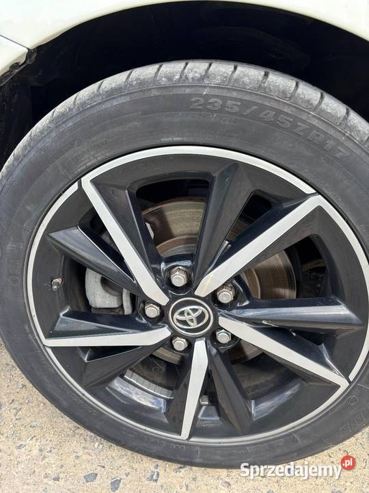 Toyota Auris 2018 Selection 18 Hybrid nieuszkodzony lubelskie Niemce