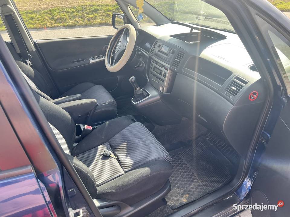 Sprzedam Toyota Corolla Verso diesel Samochody osobowe podkarpackie Stary Dzików