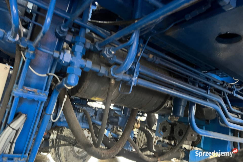 Ciągnik terminalowy Nicolas ASM14441 8x2x8 200 Motoryzacja Kraków