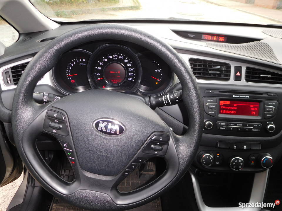 KIA CEED 16GDI BENZYNA 135 1wł rej2014 ASO Gdynia sprzedam