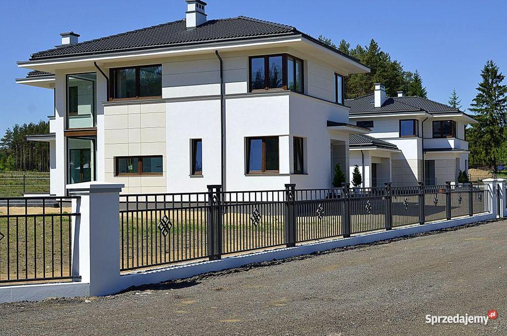 Rezydencja w Grabówce Teraz niższa Domy