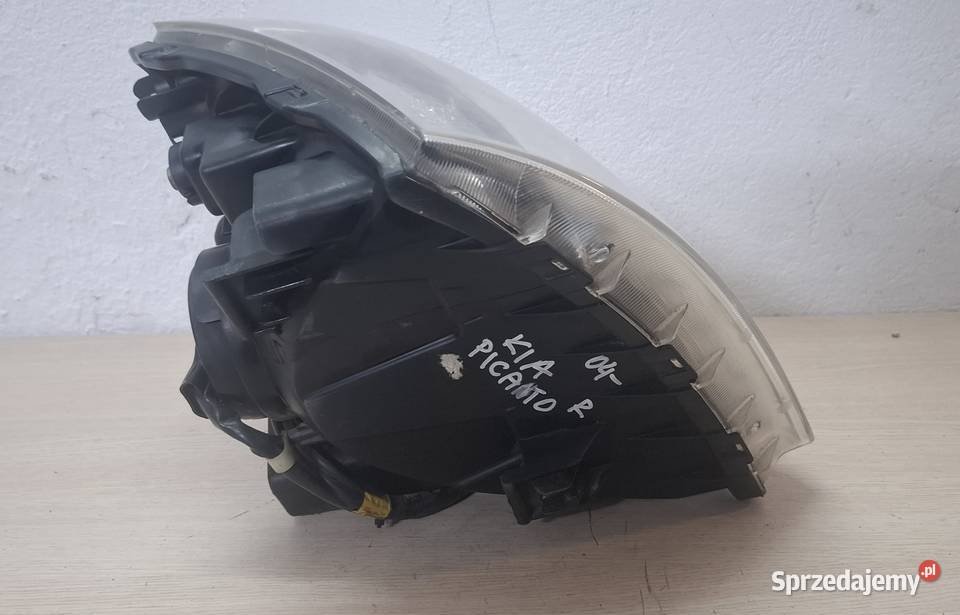 Lampa Reflektor Kia Pikanto osobowe Sandomierz
