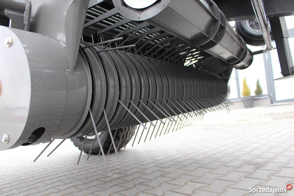 prasa Massey Ferguson RB4160v lelyMcHale Owijanie siatką Rolujące (belujące) Sokoły