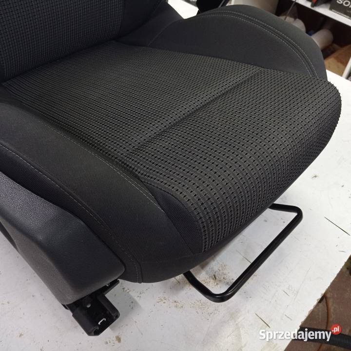 FOTEL PRAWY PRZÓD PASAŻERA PEUGEOT 508 I