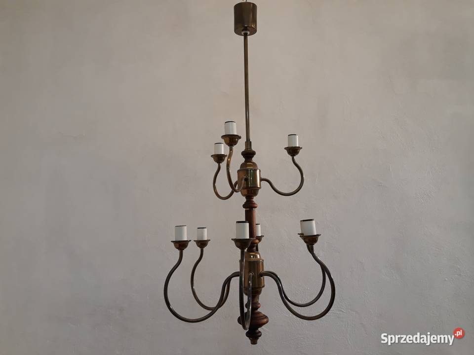 Żyrandol mosiężny drewniany VEB Wohnraumleuchten małopolskie Olkusz