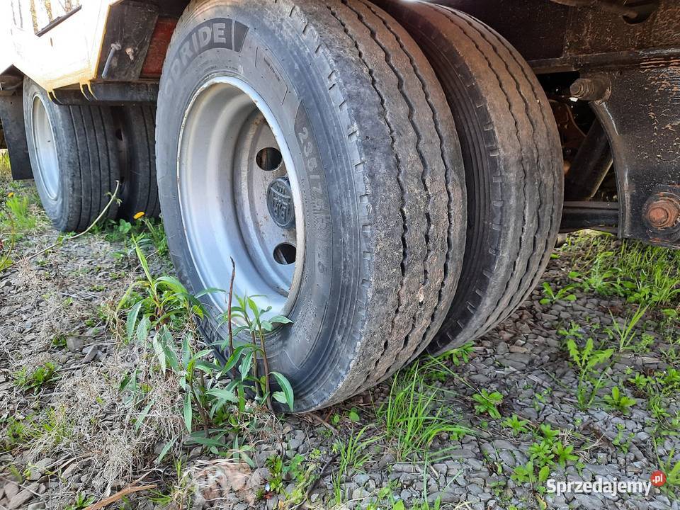 Naczepa laweta Fruehauf Dębica