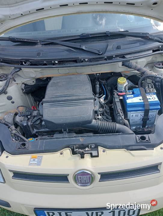FIAT PANDA 12 2010r nieuszkodzony Częstochowa