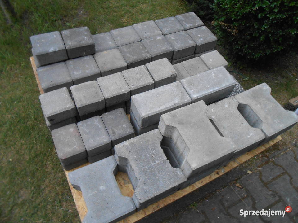 kostka brukowa pozostałość budowie wielkopolskie Baranów