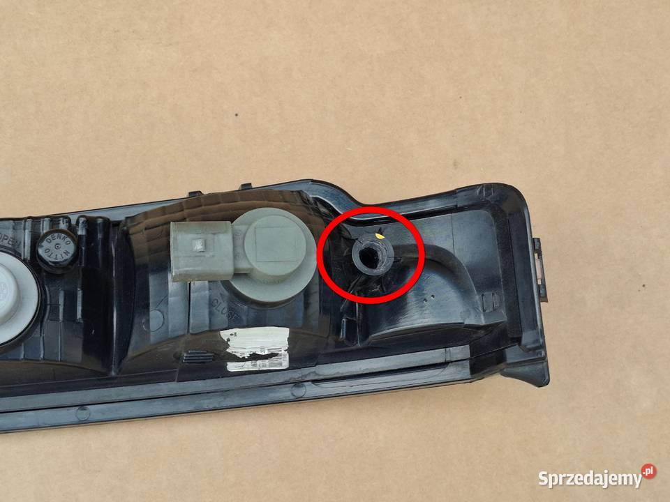 MERCEDES ATEGO KIERUNKOWSKAZ PRAWY ŚWIATŁO ciężarowe Bieleń sprzedam