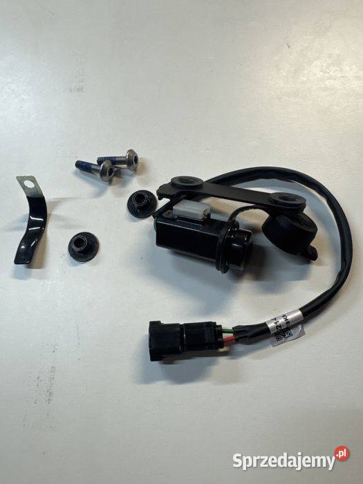 Gniazdo USB kawasaki Z900 Z 900 oryginale nowe Poznań