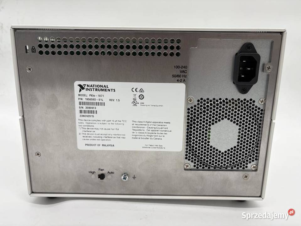 National Instrument NI PXIe1071 NI PXIe8821 NI