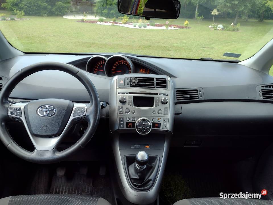 Toyota Verso 18 2009 Rok produkcji 2009 podlaskie Augustów sprzedam