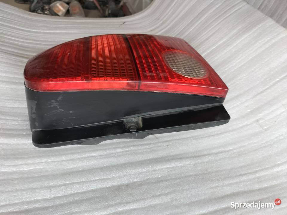 Volkswagen Lupo Lampa Prawa Tył 6H0945258 Kamień-Kolonia