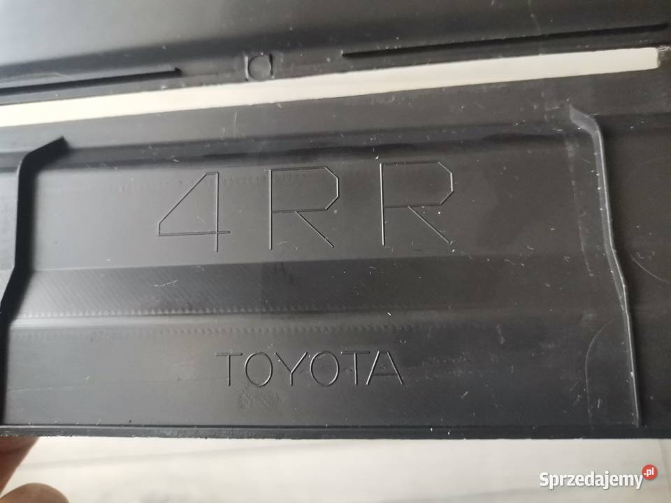 TOYOTA RAV4 1215 PRAWA LISTWA DRZWI TYŁ Karoseria sprzedam