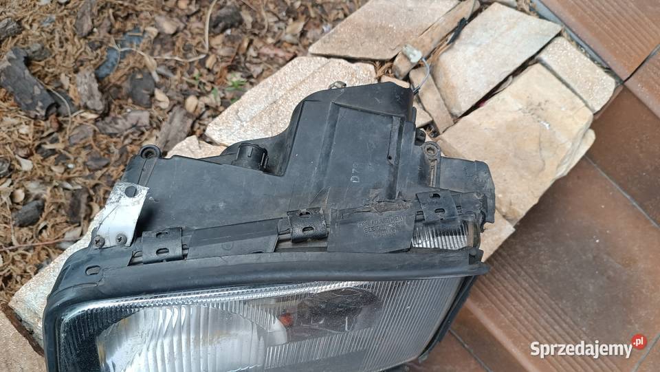 Lampy przednie soczewkowe hella Audi A6 C4 osobowe Orzesze