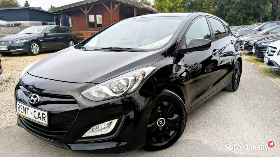 Hyundai i30 14i100OPŁACONYBezwypadkowy światła do jazdy dziennej śląskie Częstochowa sprzedam