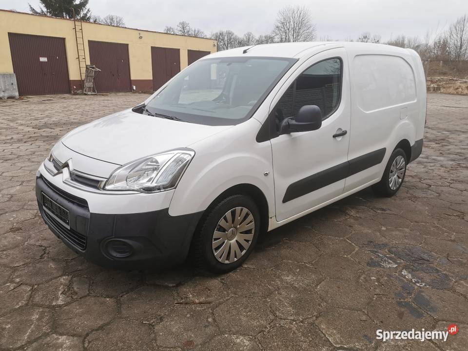 Citroen Berlingo wersja long maxi 3 osobowy Złocieniec