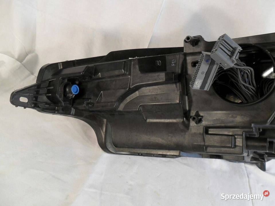 Reflektor Przód strona prawa Volvo V60 B01720206 Nowy Tomyśl sprzedam