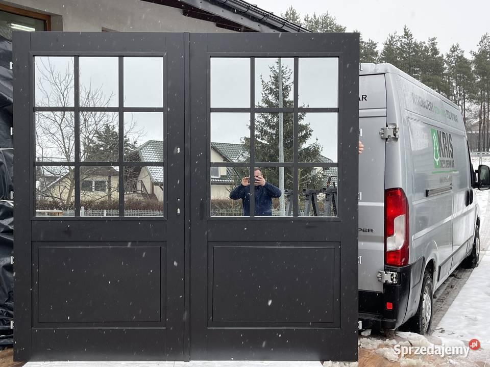 Drzwi zewnętrzne drewniane z doświetlami w Grzybno sprzedam