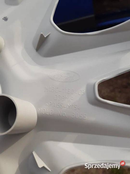 kołpak 15 Ford Fiesta MK8 15 H1BC1130CB 2017 Kołpaki