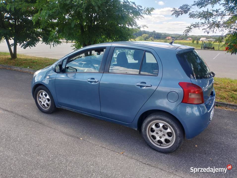 Sprzedam samochód Toyota Yaris 2 manualna Yaris sprzedam
