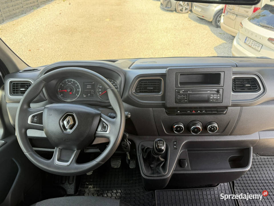 Renault Master L2H2 średniak 7osobowy lift