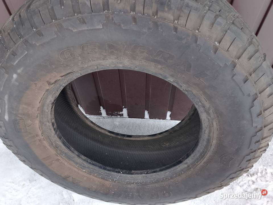 Dwie opony R16 Pozostałe podkarpackie Majdan Królewski