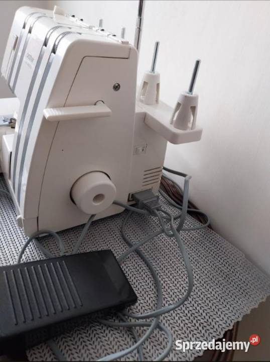 Maszyna do szycia Owerlok Brother 9600td sprzedam