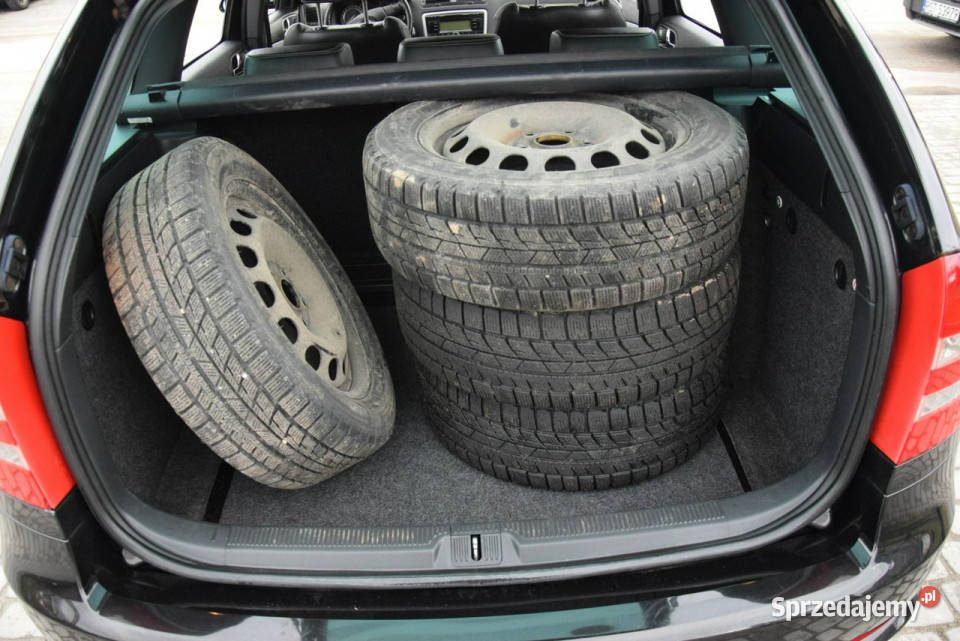 koda Octavia 20B RS 200 2 KPL KÓŁ Klimatronik do Majdan Sieniawski sprzedam